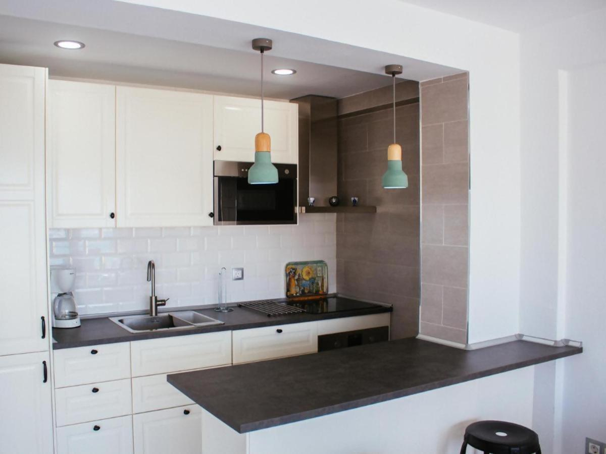 Loft En Residencial 1ª Linea Con Piscina Apartment Алгаробо-Коста Екстериор снимка